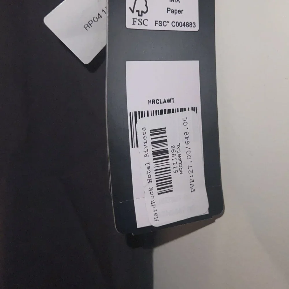 Hard Rock Hotel Riviera Maya Love Always Wins T-Shirt, XL